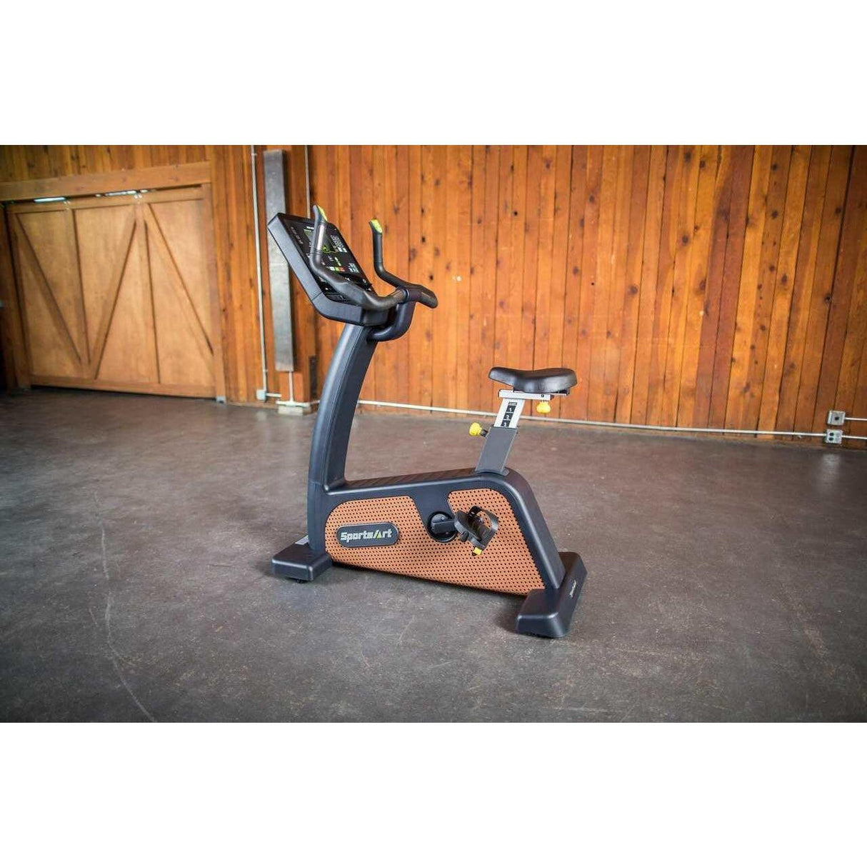 Upright Cycle C576U SportsArt Category